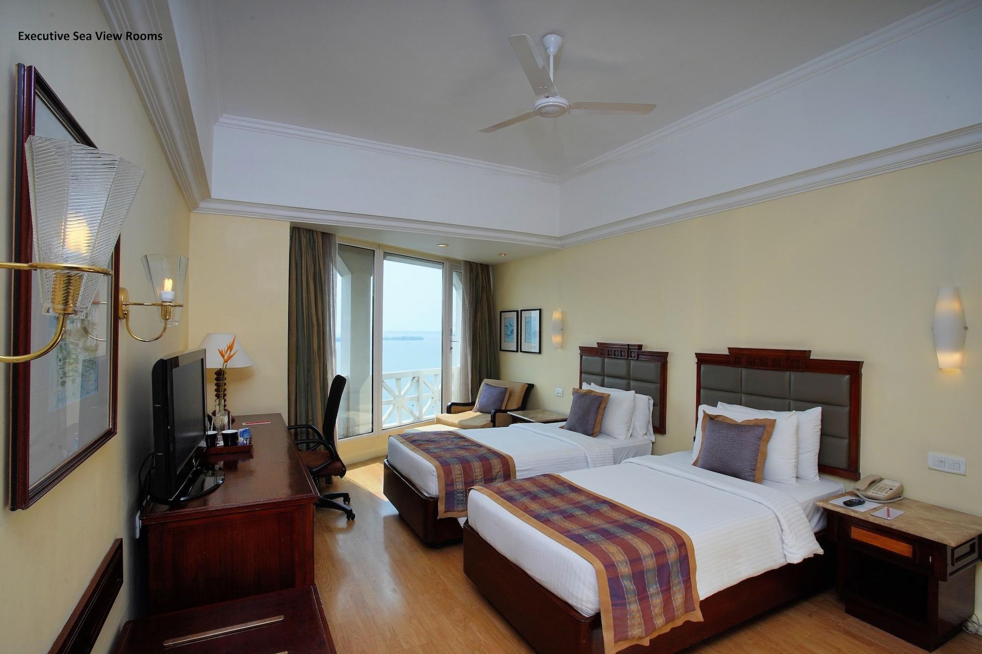 Vivanta Ernakulam, Marine Drive Kochi Exterior photo