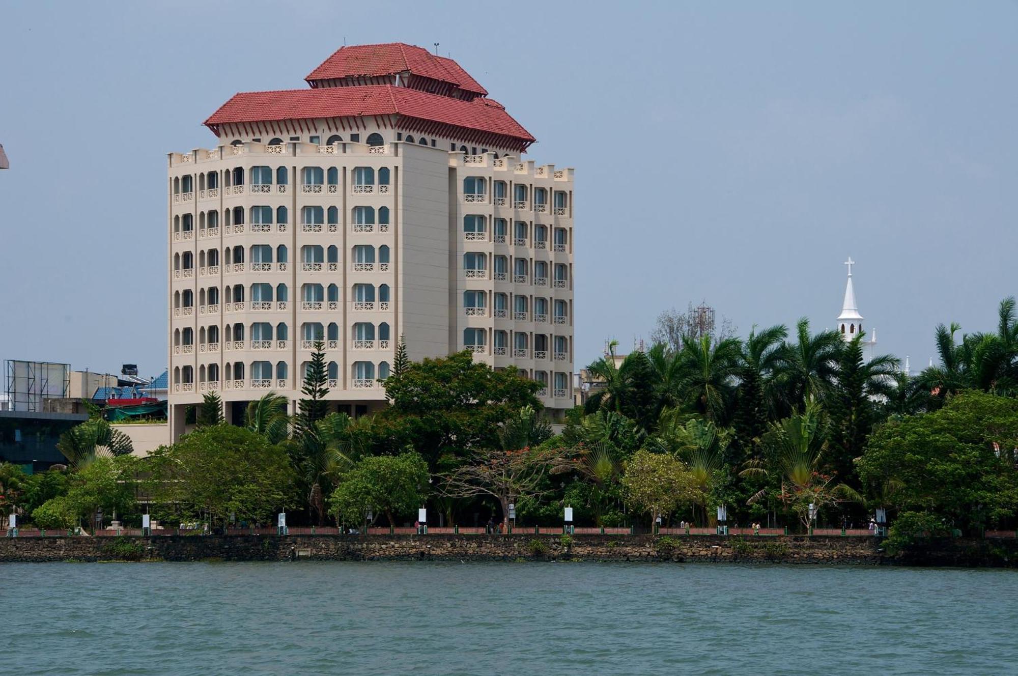 Vivanta Ernakulam, Marine Drive Kochi Exterior photo