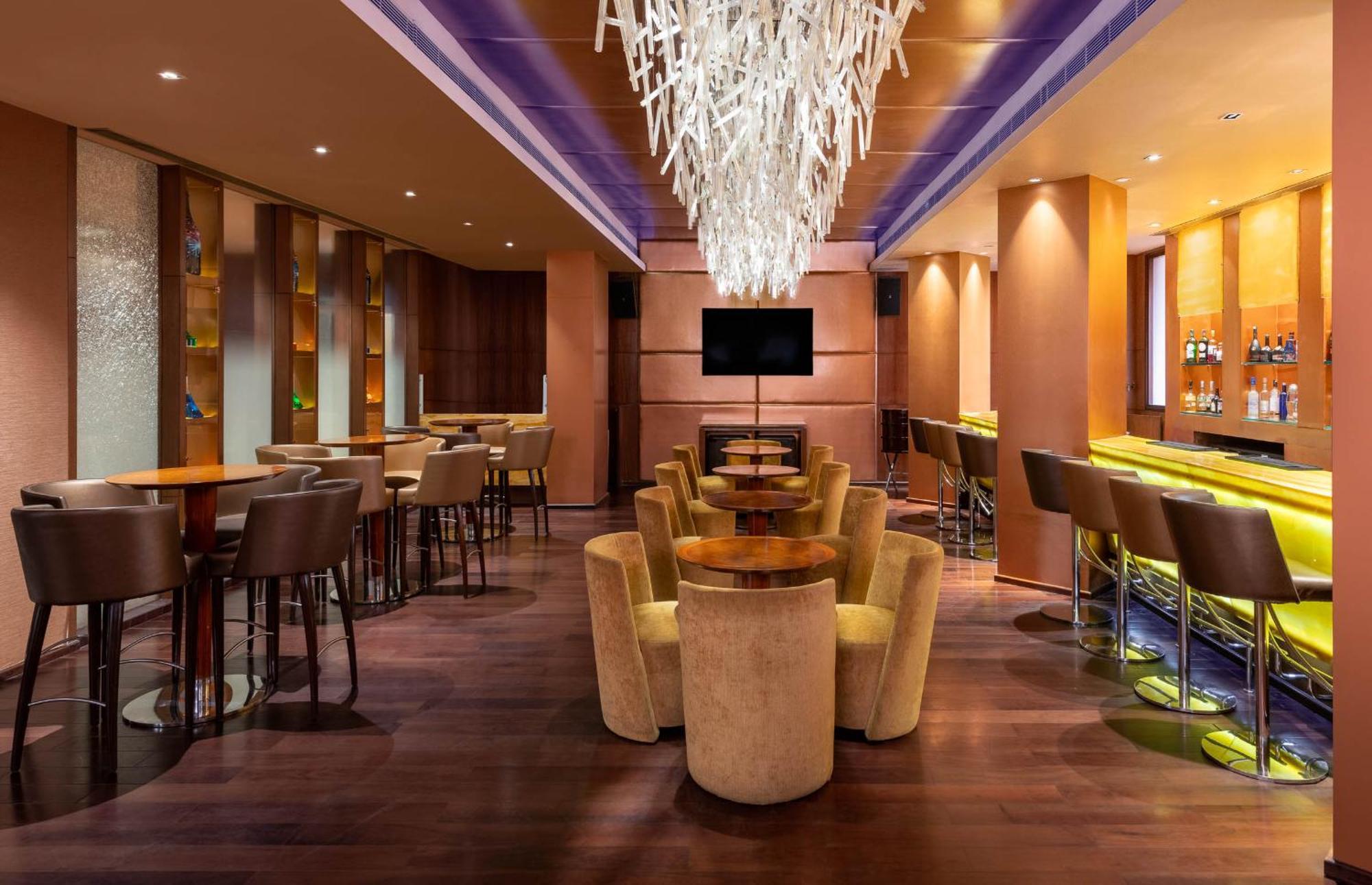 Vivanta Ernakulam, Marine Drive Kochi Exterior photo