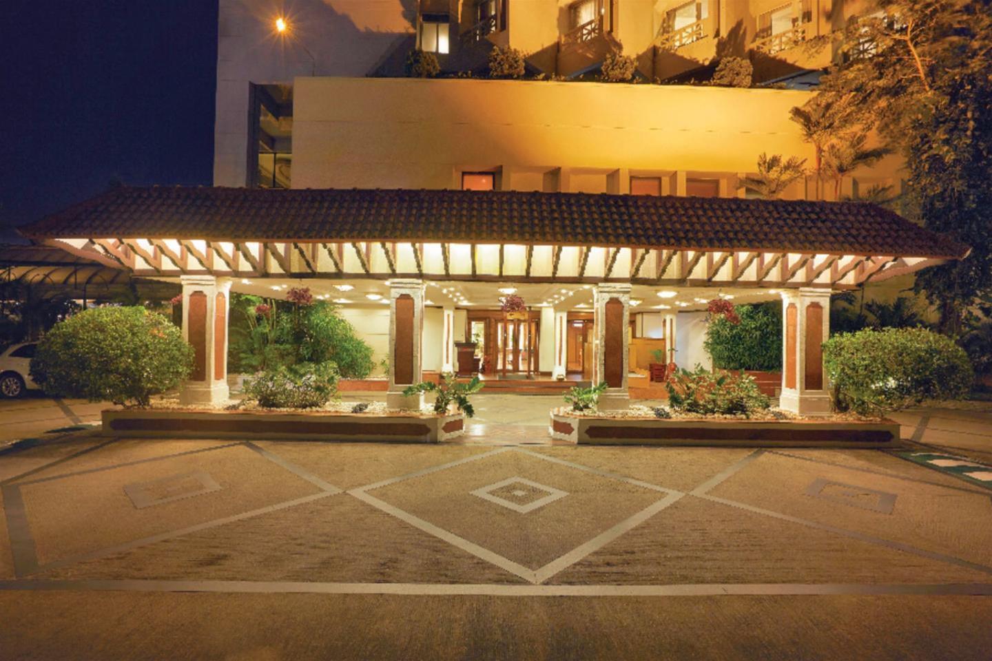 Vivanta Ernakulam, Marine Drive Kochi Exterior photo